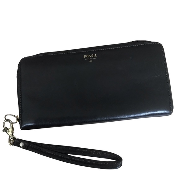 Fossil Black Leather Zip Wristlet Wallet - Picture 1 of 11